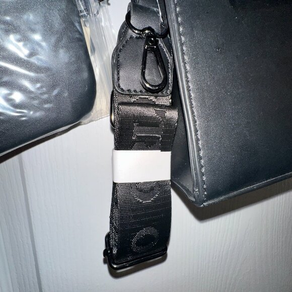 NWT Valentino Orlandi handbag - Picture 7 of 8